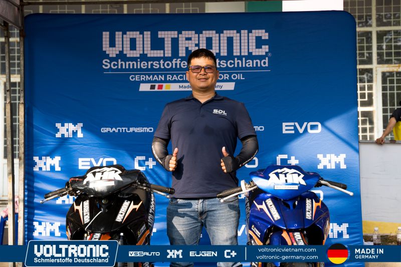 Voltronic tai tro cho cac doi dua