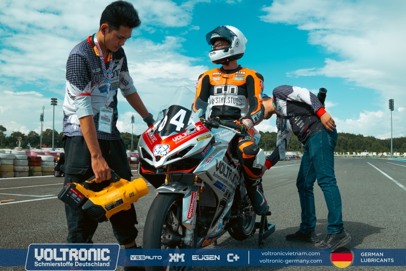 VMRC 2025 but pha toc do tai chang 2 va 3 5