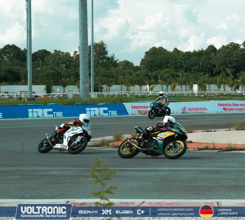 VMRC 2025 but pha toc do tai chang 2 va 3 6