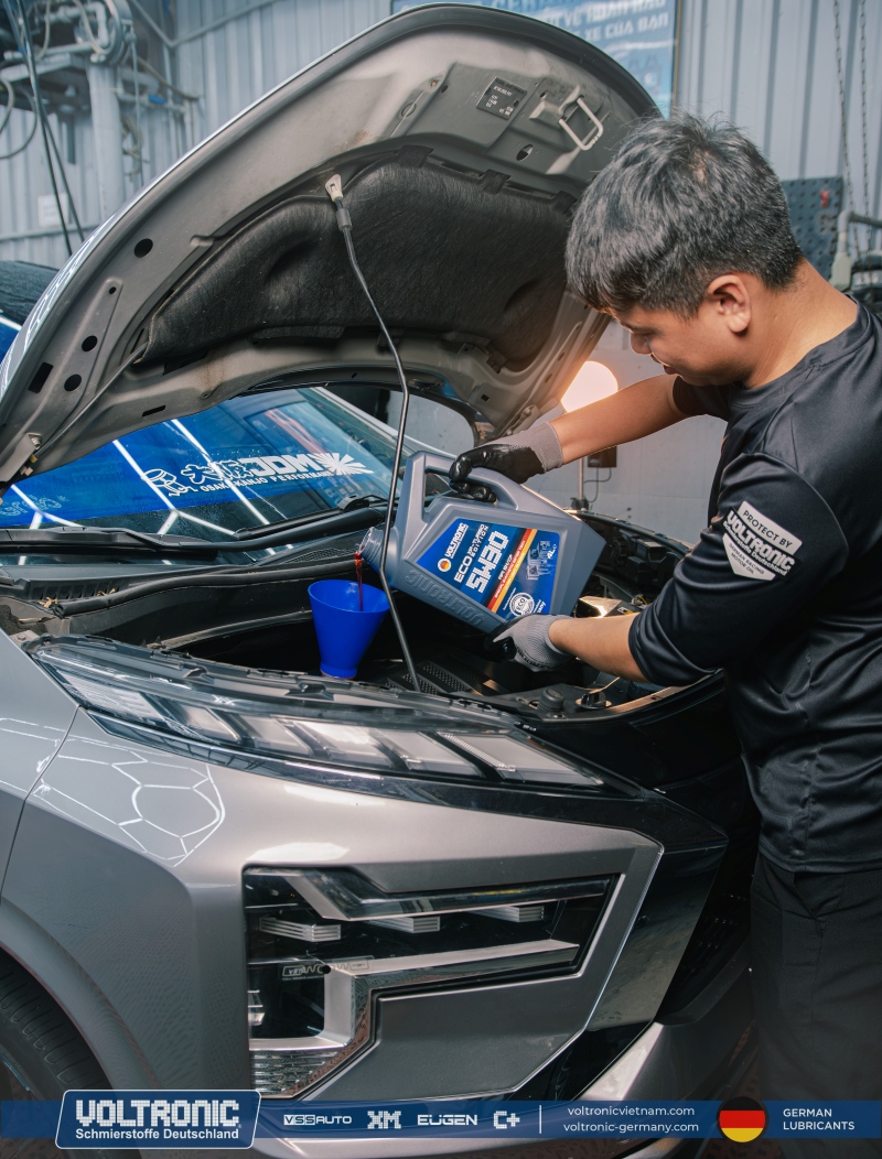 so sanh dau nhot xe o to dong EVO va ECO 3